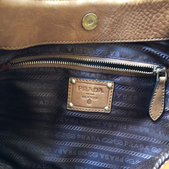 Prada Bag - Picture 7 of 9